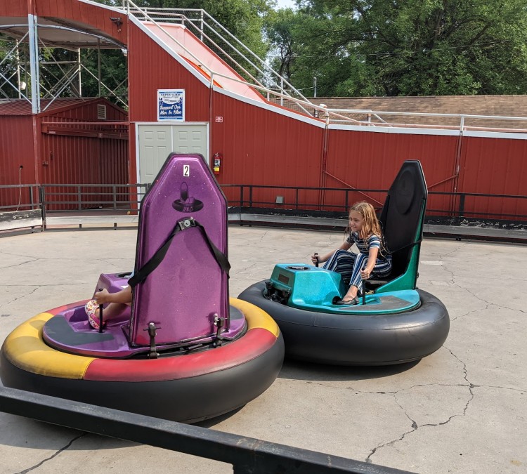 superslide-amusement-park-photo